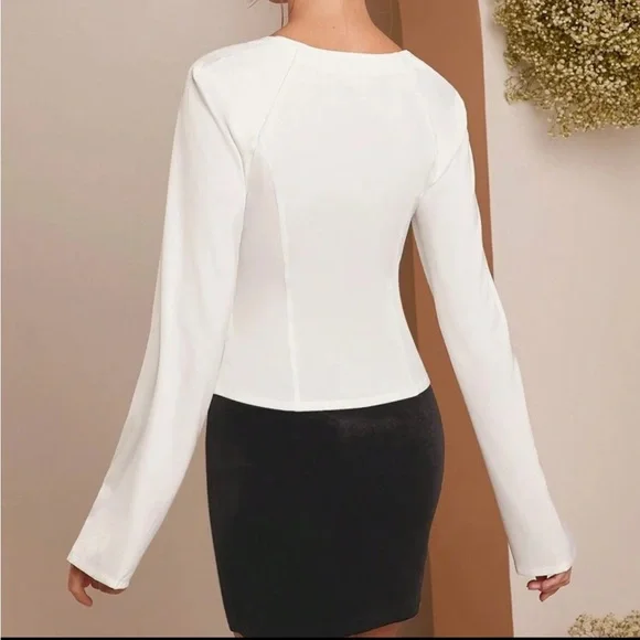 White satin lace up long sleeves top - Picture 5 of 5